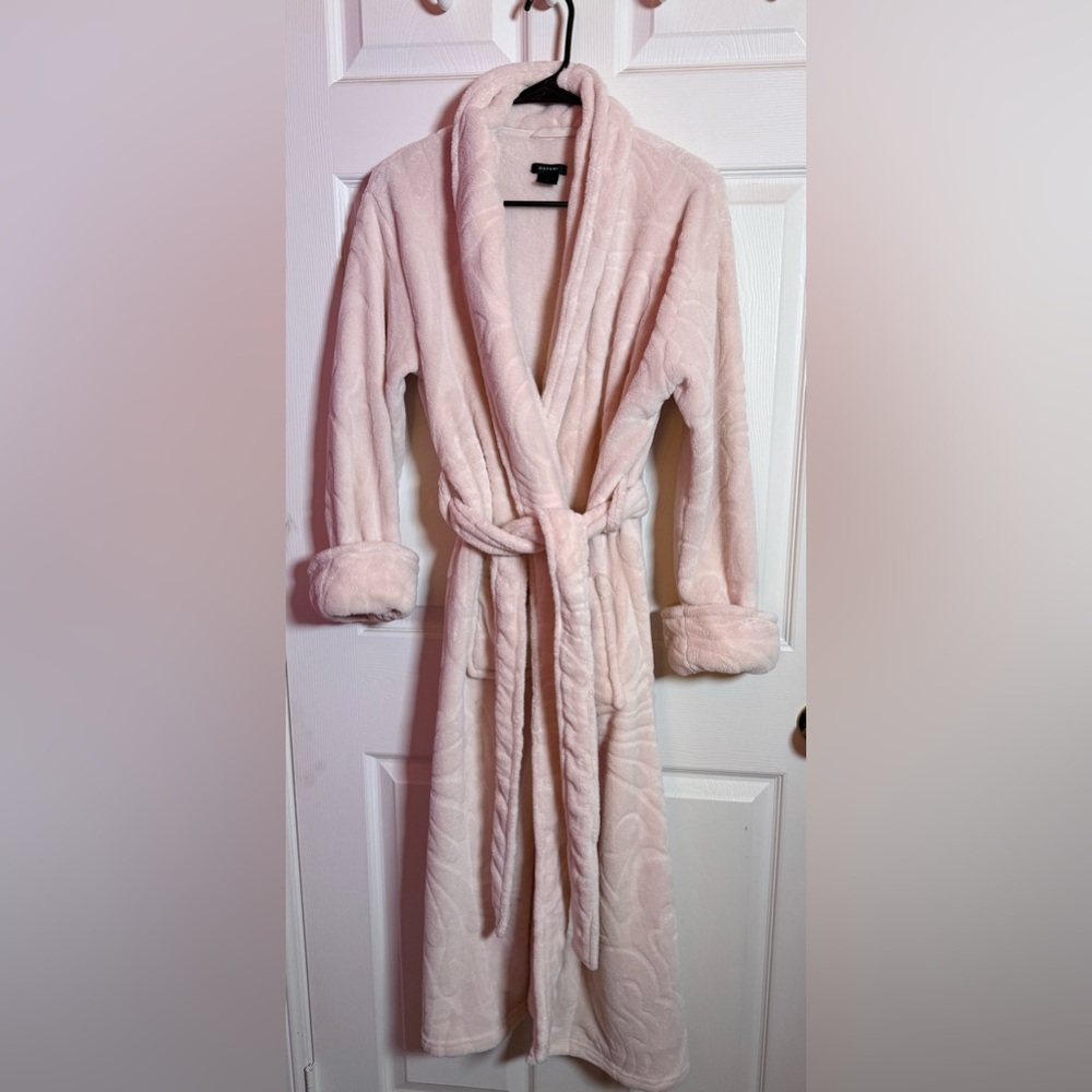 Natori Blush Plush Robe